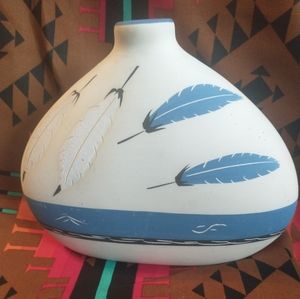 VERY SPECIAL "LITTLE BLUE" NATIVE AMERICAN  POTTERY VASE